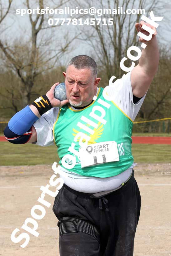Shot putt, 2021 NECAA Open Graded Meeting, Morpeth. Photo: David T. Hewitson/Sports for All Pics